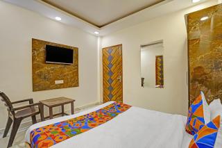 FabHotel Golden Rivaah - Ghaziabad - 7