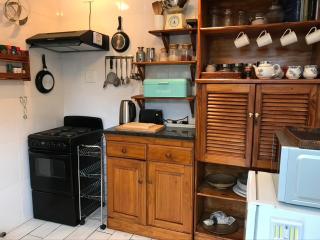 The Cottage on 3rd - 4