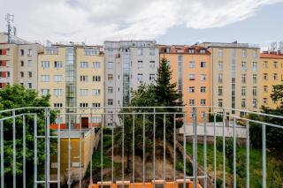 Blueground Nusle balcony nr Vysehrad PRG-71 - Prague - 5