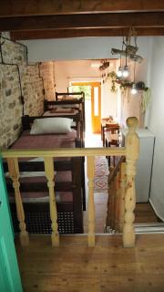 Trigona Guest House & Hostel - Gjirokastër - 3