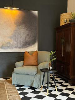 The Hanover Luxury Hotel - 3