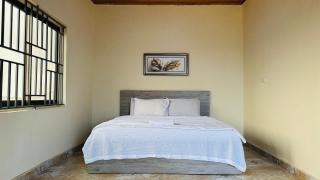 Sunlit Top Floor with Starlink Wi-Fi and Laundry Machine - Kumasi - 3