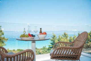 Gloria Luxury Suites - 9