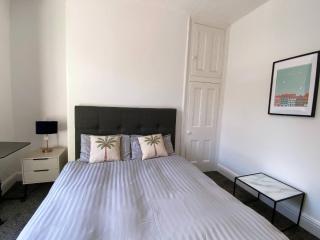 Huge Modern Room to Stay in Salford Samson Plab - Manchester - 6