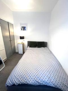 Quiet spacious room in Salford-Samson PLAB - Manchester - 1