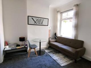 Cosy Double Bed to Stay Salford Plab Samson centre - Manchester - 9