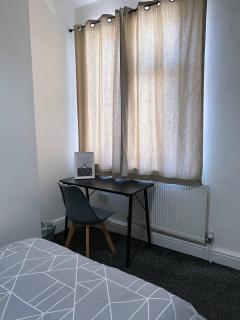 Cosy Double Bed to Stay Salford Plab Samson centre - Manchester - 5