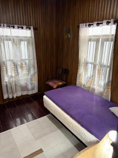 Chillin' Guest house - 8