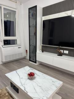 Bratti's Apartment Near Tirana Center And Mother Teresa International Airport - Laknas - 5