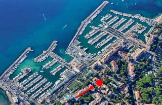 Appartement 2 pièces avec Balcon, Clim et Parking au Port de Hyères - 0