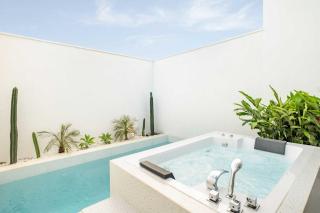 NEW Twin Villas with Cinema - 6 Min to Pandawa Beach - 7