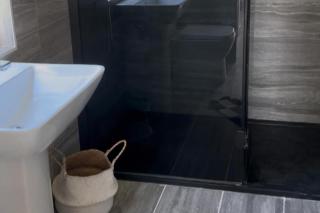 Plumstone view hot tub lodge in Pembrokeshire - 4