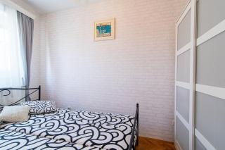 Flexible SelfCheckIns 87 - Parking - Loggia - Zagreb - 2
