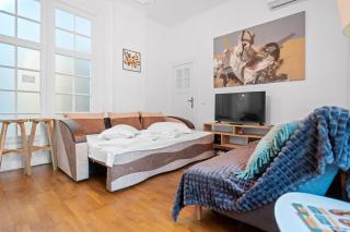 Central Golden Residences - Apartment & Penthouse in Old Town - 3