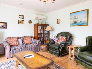 Pass the Keys Hamilton House-Superb location - 6