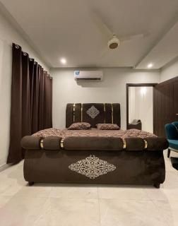 SkyView Apartment Two Bedrooms Near To Islamabad Airport - 0