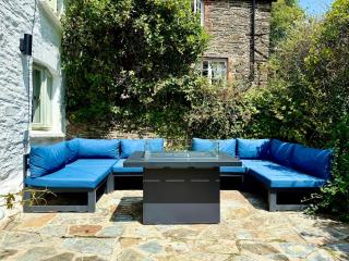 Peaceful Cornish Retreat - Sleeps 6 - 1