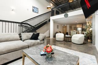 Palm & Vine MODERN COZY LOFT in HOLLYWOOD, FREE Parking - 9
