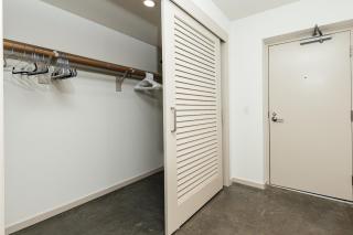 Palm & Vine MODERN COZY LOFT in HOLLYWOOD, FREE Parking - 4