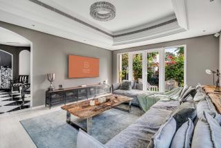 DAYF-NIL Lux 5-BR Villa with Pool & Piano - Green Community - Dubai - 7