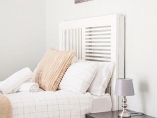 Julinas Guesthouse - 7