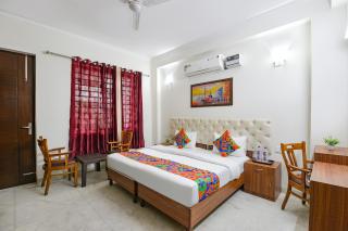 FabHotel Comfy Cottage - 4