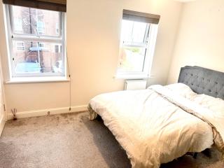 Quiet double guest room - Stockingford - 7