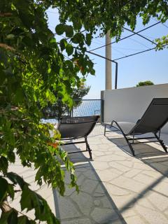 Beachfront amazing sunset house - Rovanjska - 9