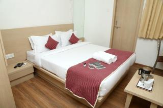 Tulsi Rooms N Banquite - 9