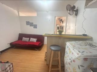 Minimalist Room in Imus Condo with netflix and round-clock Security - Imus - 0
