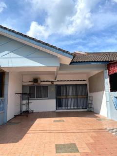 Homestay Rumbia Kuantan - 0