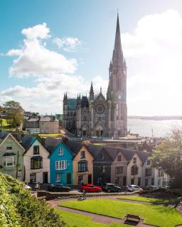 Cathedrals Corner Cobh - 6