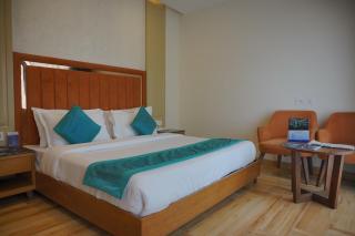 Luxury Inn by Stotrak Hotels - Masuri - 6