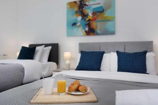 Spacious Luxurious Serviced Accommodation 4 - 3