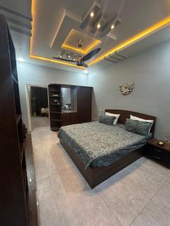 1 Bed Room Apartment near Tariq road - 0