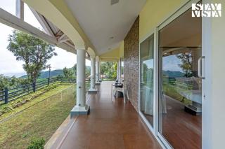 StayVista at Farview Suite Serenity with Lawn - 8