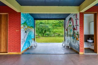 SaffronStays Aamelia by the Hills - 5BR pet-friendly villa with games room, waterfall & Anjaneri mountain views - 5