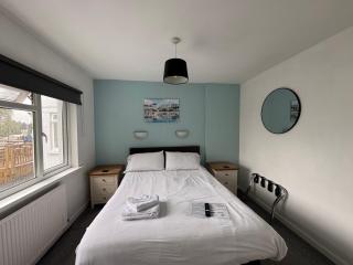 Cottage Court Hotel - 8