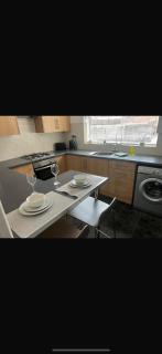 Town centre 2 bedroom - 4