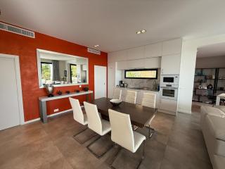 3 Bedroom Villa, Sea & Mountain Views, Private Pool - 5