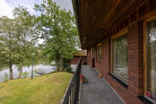 Scenic Lakehouse near Stockholm with Sauna & Jetty - Huddinge - 6