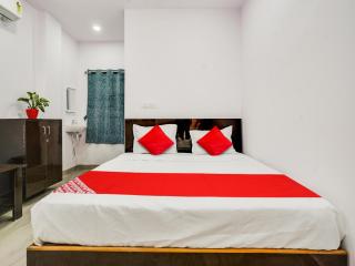 Hotel O Stay Happy - Pedda Ambarpet - 1