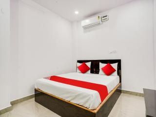 Hotel O Stay Happy - Pedda Ambarpet - 0