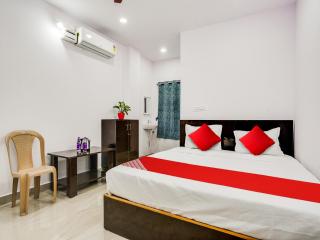 Hotel O Stay Happy - Pedda Ambarpet - 7