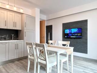 Poppy's Residence - Braşov - 3