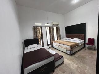 OYO 94708 Bungalow Homestay - 4