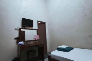 OYO 94717 Homestay Ka Villa Syariah - Boyolali - 2