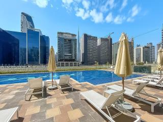 Trophy - Blossom Suites w Balcony Garden & Canal View - 5
