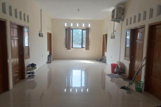 OYO 94707 Guesthouse Alun Alun Purwokerto - 1