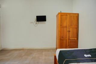 OYO 94690 Twin Kostel - Palembang - 1